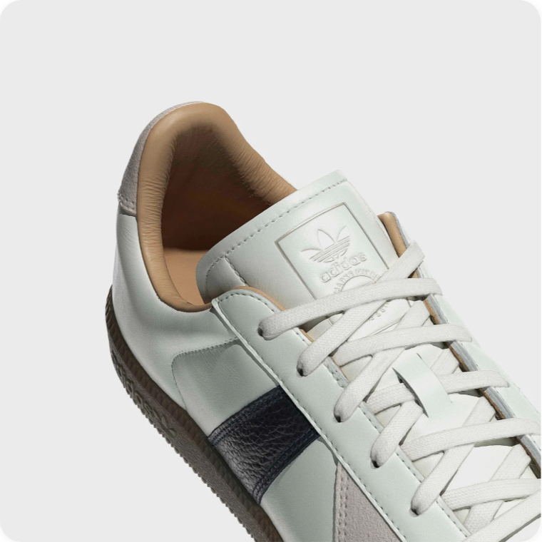 Adidas Off-White and Black Retro Low-Top Sneakers with Brown Soles